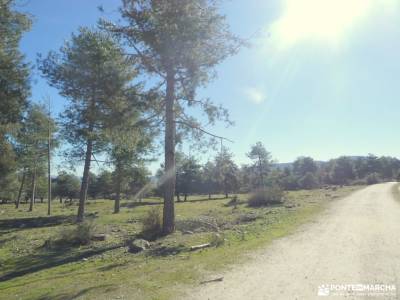 Moralzarzal - Cabeza Mediana; revista senderismo equipamiento para senderismo equipo para senderismo